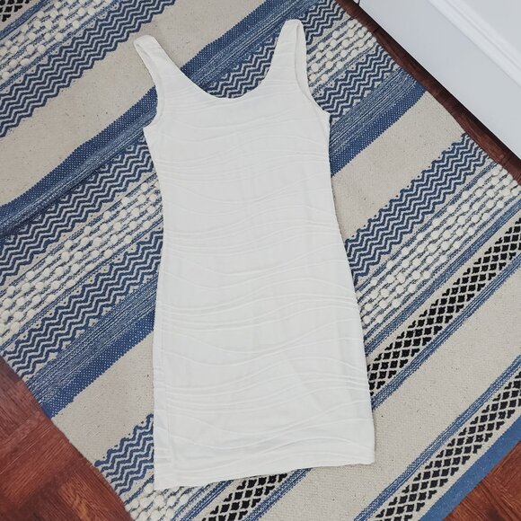 XXI White Bodycon Textured Dress- S - Picture 2 of 16
